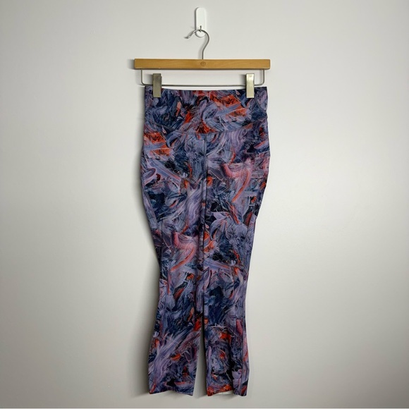 lululemon athletica Pants - Lululemon Base Pace High-Rise Crop 23" Brushed Nulux
Atmospheric Purple Sz 6